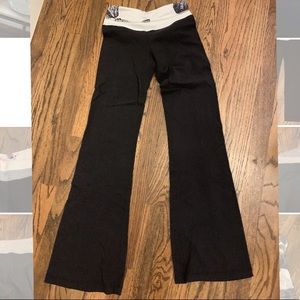 Very gently used lululemon pants!
